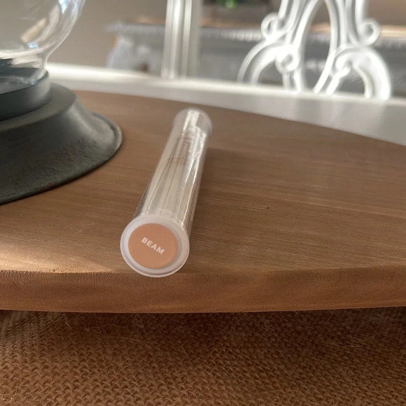 MILK MAKEUP Liquid Strobe - 0.13 oz/ 3.8 mL - BEAM - GOLD - Picture 5 of 5